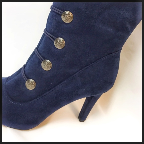 🔅SALE🔅 Rialto Blue Booties - Size 7M - Picture 6 of 7